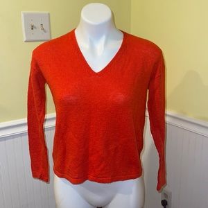 Eileen Fisher Petite crop long sleeve v-neck Sweater. Orangish-Red. Small.
